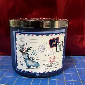 Bath & Body Works Festive soy Let It Snow Candle